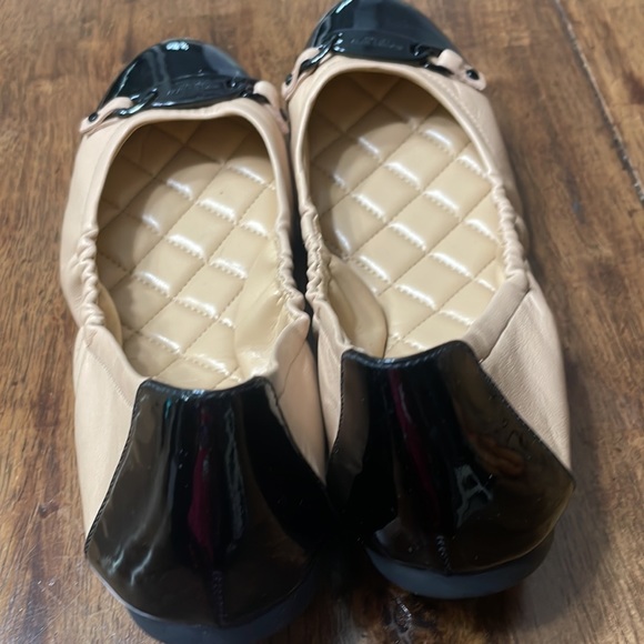 Michael Kors ballet flats. New - Picture 3 of 7